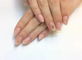 ネイル 新橋 ルキナ スタッフのネイルデザイン