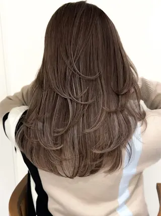 セミロング 山本　尚輝 🐶ハイライト🐶のヘアスタイル