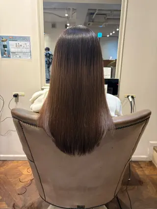 ロング 伊藤 利澄のヘアスタイル