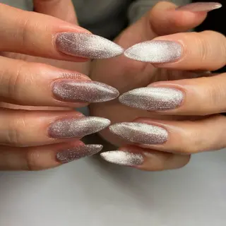 ネイル VOGUE ×SWANのネイルデザイン