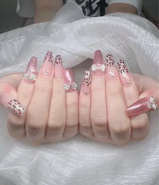 ネイル Lee Ainのネイルデザイン