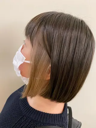 ショート カラー ami🍑艶カラー/ 髪質改善/透明感のヘアスタイル
