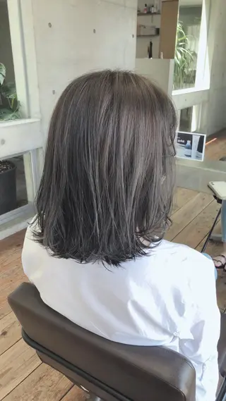 ミディアム カラー nagisa /縮毛矯正のヘアスタイル