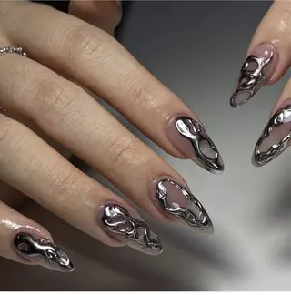 ネイル Hin Nail Osaka所属・Hin Nailsのネイルデザイン