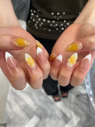 ネイル ユナ🌙 nailのネイルデザイン