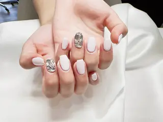 ネイル Ui_Amor (パラジェル)のネイルデザイン