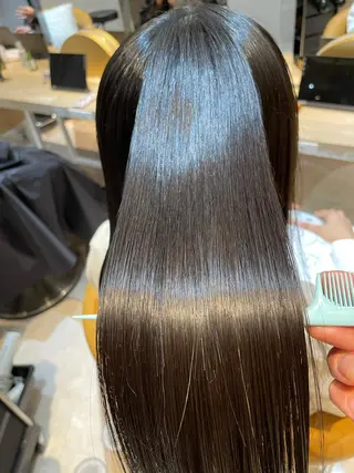 セミロング ボンドストーリーノヴァ所属・縮毛矯正・髪質改善 ❣️三浦正也のヘアスタイル