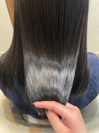 ロング 【完全個室】髪質改善 暖色カラー/山崎唯奈のヘアスタイル