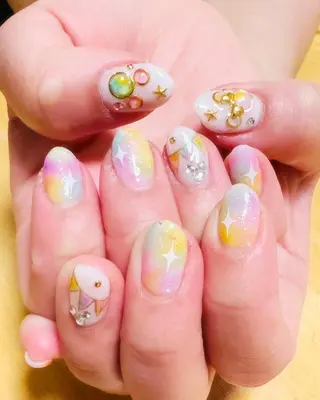 ショート 山下 アップネイルのネイルデザイン