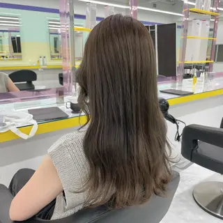 ロング カラー ヘアアレンジ ☁️縮毛矯正✖️ 透明感☁️りくのヘアスタイル