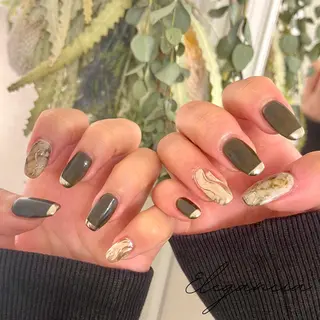 カラー ネイル Elegancia. Hiromiのネイルデザイン