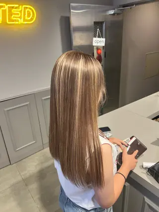 ロング カラー 韓国レイヤーカット /REIのヘアスタイル