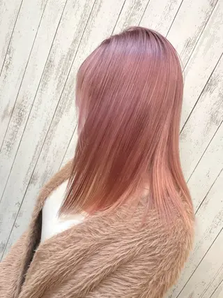 セミロング カラー ハイトーン✨ブリーチ ✨高田めぐみのヘアスタイル