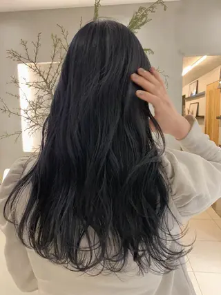 セミロング カラー TENELE所属・チバ タクミのヘアスタイル