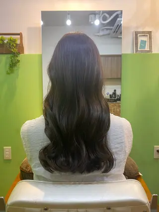 ロング カラー 【エシカル】 HOSOMIのヘアスタイル