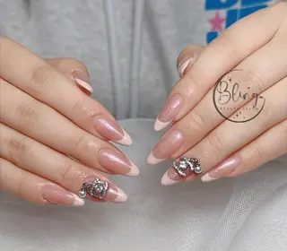 セミロング yuna ユナのネイルデザイン