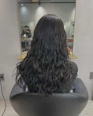 ロング パーマ 【arc】Ruri コテ巻き風パーマのヘアスタイル