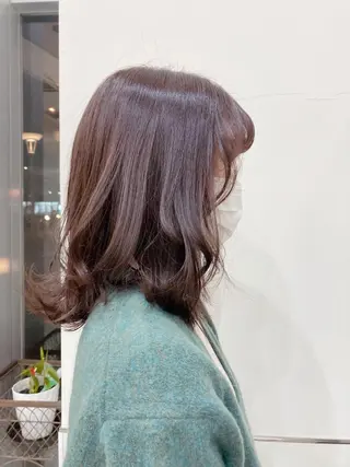 ミディアム ヘアアレンジ ショート・透明感 カラーconomiのヘアスタイル