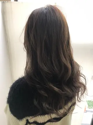 カラー PREss Yuiのヘアスタイル
