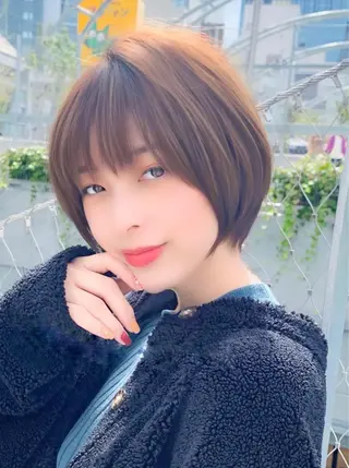 ショート ショートヘア くすみカラー、大場猛のヘアスタイル