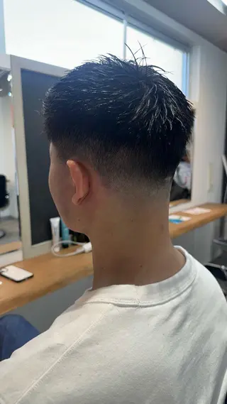 メンズ 律喜/パーマ /メンズ/フェードのヘアスタイル