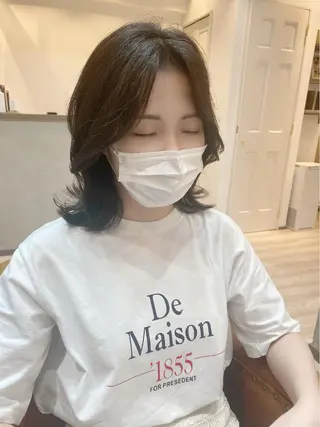 ミディアム 小山 ヨシタカのヘアスタイル