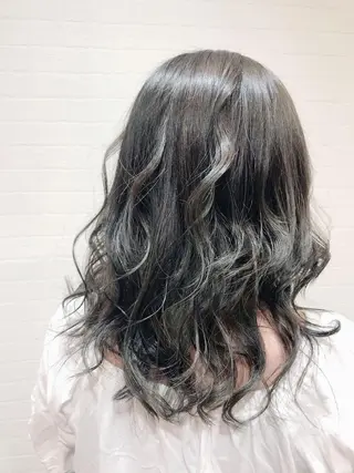 ミディアム カラー GRANLUSSO 〜グランルッソ駅前店所属・木口 嘉美のヘアスタイル