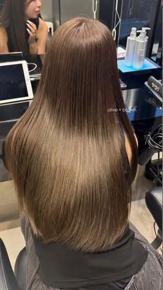 ロング カラー cocoa 💫のヘアスタイル