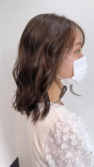 ミディアム カラー ケアブリーチ/ili 村上佳那多のヘアスタイル