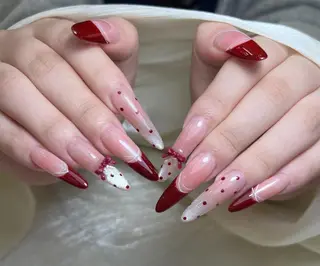 ネイル Pure&Rich Nailのネイルデザイン