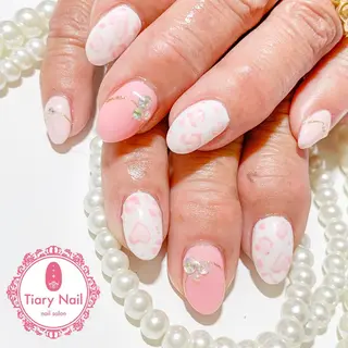 ネイル 💗🪽Tiary Nail🪽💗のネイルデザイン