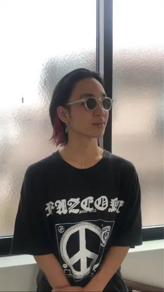 ミディアム カラー ラフィスヘアー オウスケのヘアスタイル