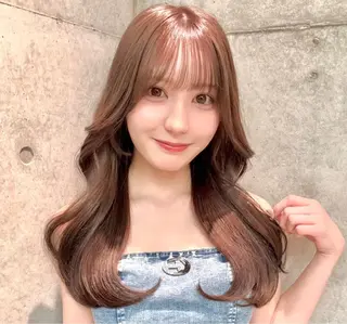 ロング 🎀透明感ブラウ ンshizuka🎀のヘアスタイル