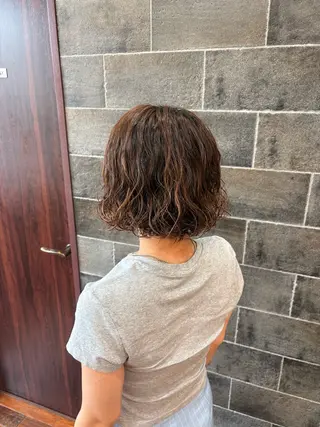 ミディアム パーマ 逢坂 拓巳のヘアスタイル