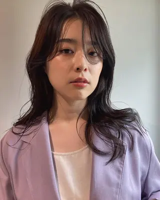 セミロング カラー 佐伯 和佳のヘアスタイル