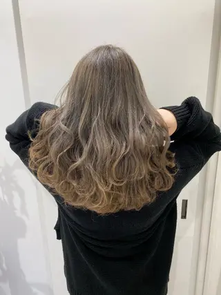 ロング カラー カーリーパーマ/ パーマ/SAKURAのヘアスタイル