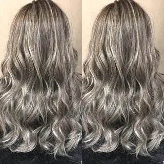 セミロング カラー 井上 一平のヘアスタイル