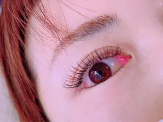 マツエク・マツパ Plume[ﾌﾟﾘｭｰﾑ]所属・Plume ﾌﾟﾘｭｰﾑのマツエク・マツパデザイン