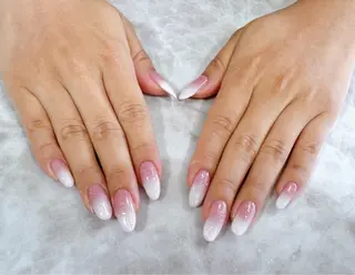 ネイル 加藤 志歩のネイルデザイン