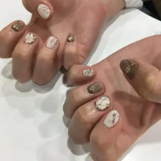 ネイル Allure小山店 Maiのネイルデザイン