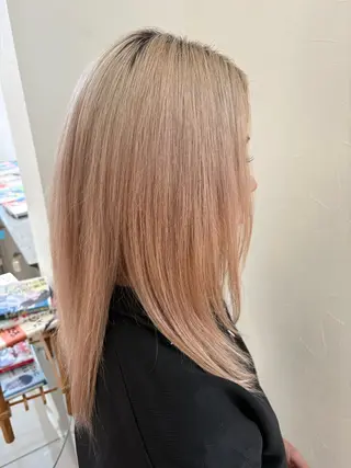 セミロング カラー 神戸 蒼司のヘアスタイル