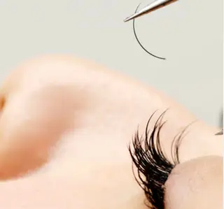 マツエク・マツパ soi.所属・f. harukaのネイルデザイン