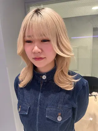 セミロング 🍋暖色カラーヘアア レンジniina🍋のヘアスタイル