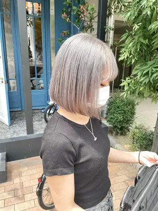 カラー 栗林 茉那のヘアスタイル
