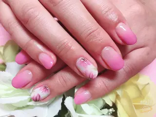 ショート ネイル SINCERELY シンシアリー🌈のネイルデザイン