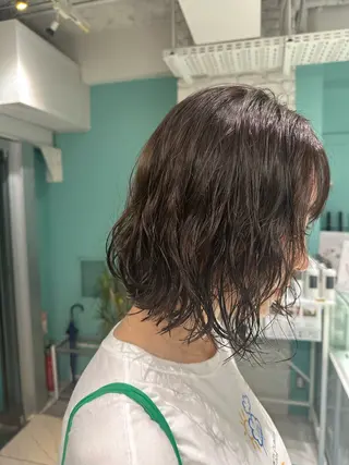 ミディアム パーマ ヘアアレンジ LeeHorie MIUのヘアスタイル