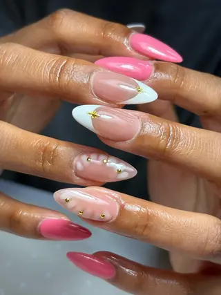 ネイル ✴︎ Delightのネイルデザイン