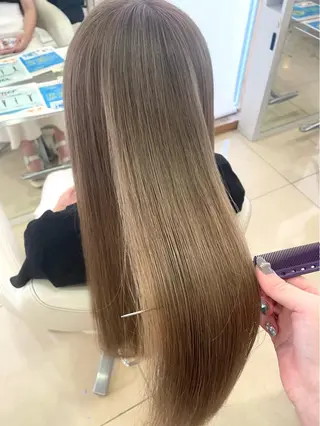 ロング 💖透明感カラー💖 西添 奈々美のヘアスタイル