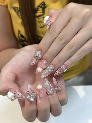 ネイル Julli NailStudioのネイルデザイン