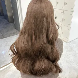 ロング カラー 🖤ハイトーン× レイヤー🖤SARAのヘアスタイル